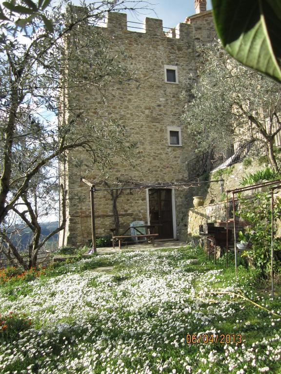 Gaglietole Castello Di Cisternaアパートホテル エクステリア 写真