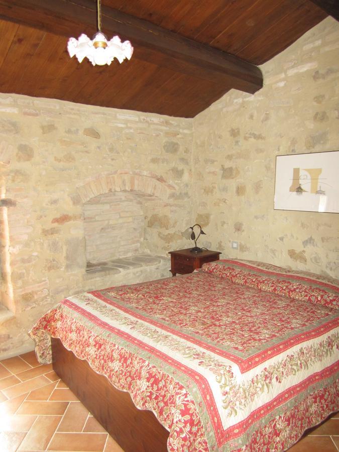 Gaglietole Castello Di Cisternaアパートホテル エクステリア 写真